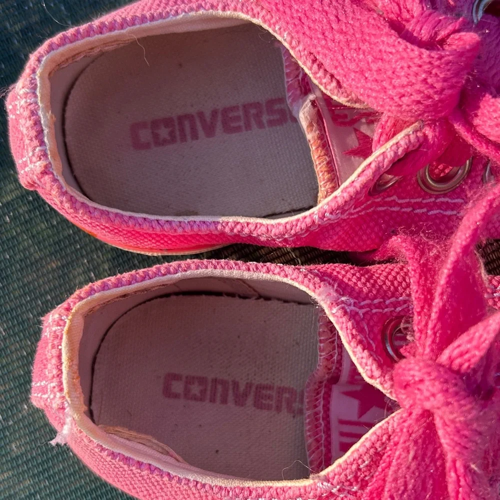 Converse Pink Canvas Sneakers - Picture 2 of 9